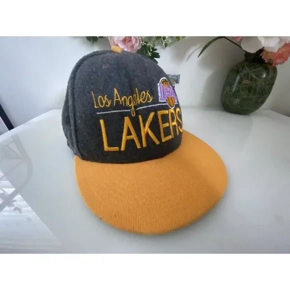 Los Angeles Lakers Hat Cap Gray‎ and Yellow Flannel with Logo Adjustable OS EUC